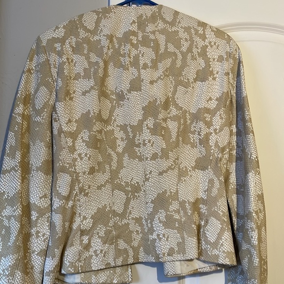 Escada Jacket - Picture 5 of 5